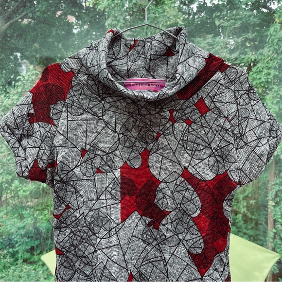 Gorgeous Soft Abstract Dress - Picture 5 of 6